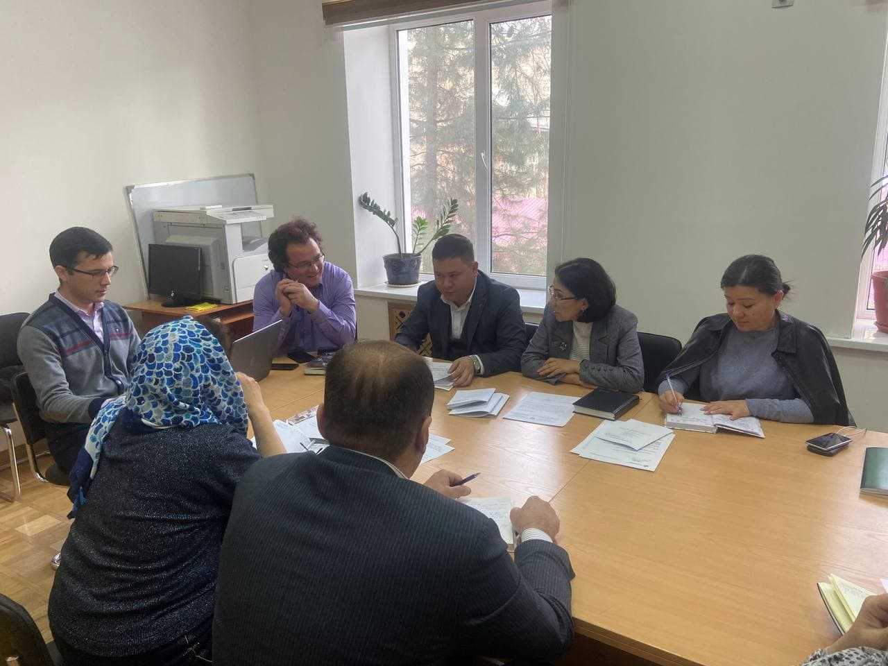 Tayanch doktorant,  mustaqil tadqiqotchi va stajyor tadqiqotchilar oylik hisoboti