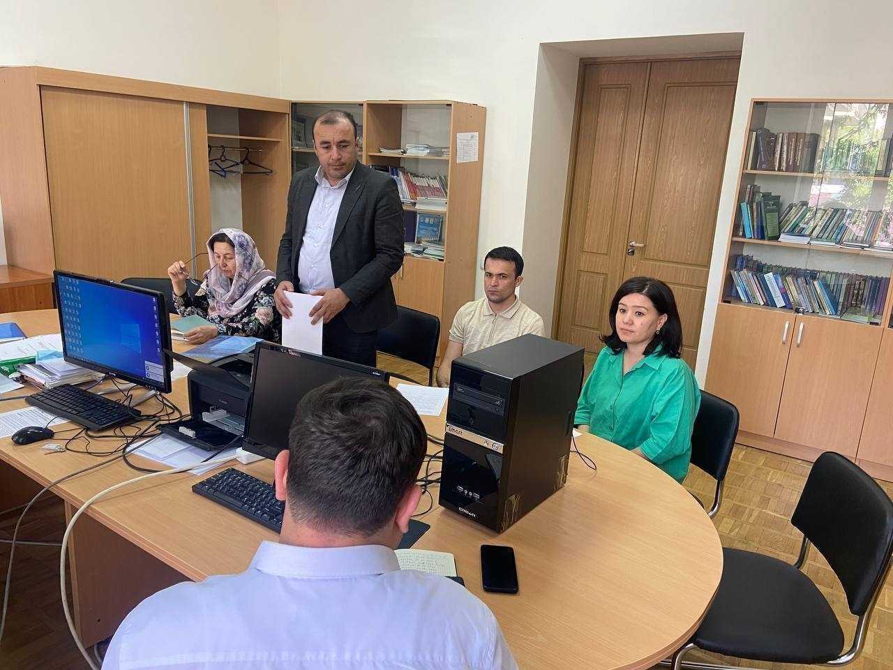 Markaz mustaqil izlanuvchilar va tayanch doktorantlarning oylik hisoboti tinglandi