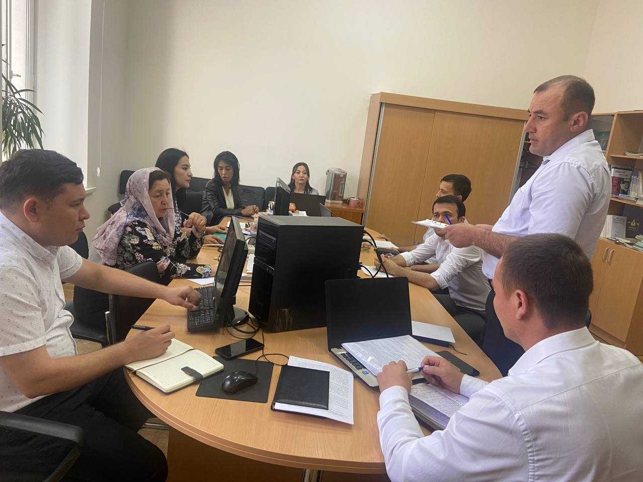 Markaz mustaqil izlanuvchilar va tayanch doktorantlarning oylik hisoboti tinglandi