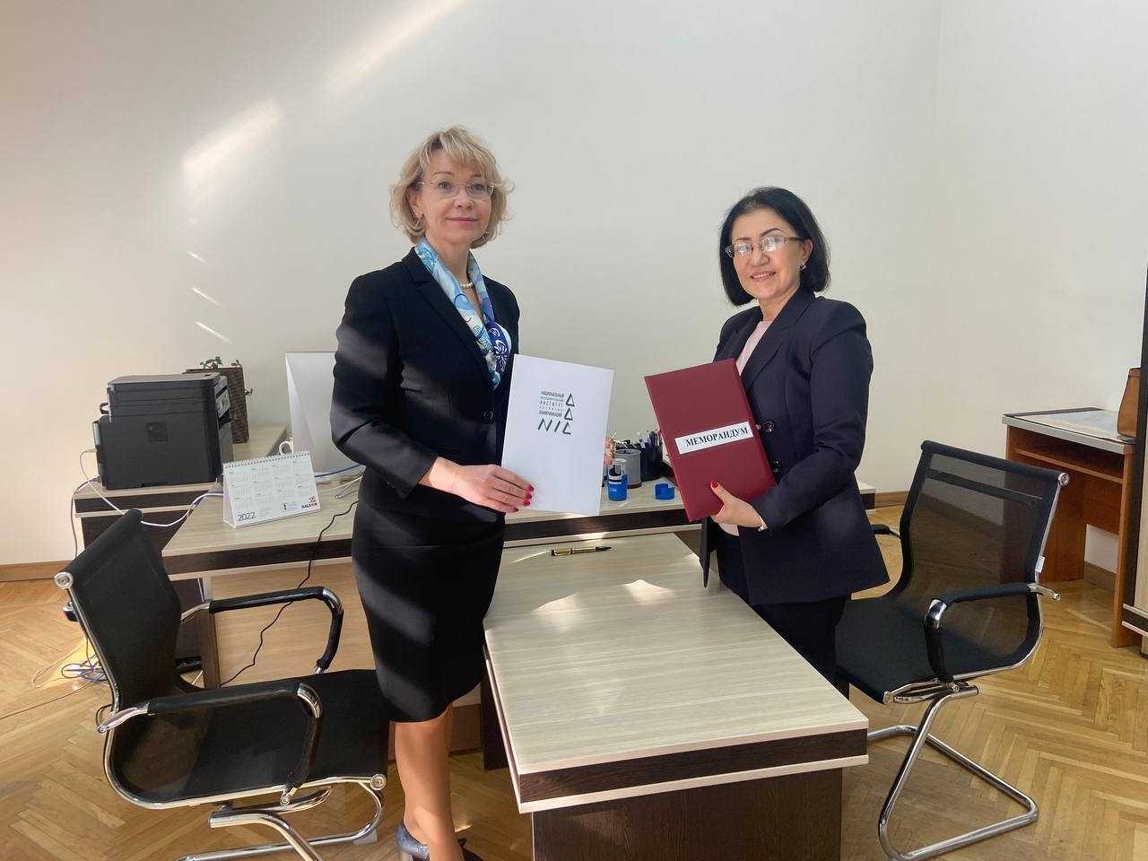 An agreement was signed between the “Coordinating and Methodological Center for the Contemporary History of Uzbekistan at the Academy of Sciences of the Republic of Uzbekistan” and the National Scientific Research Institute for the Development of Communic